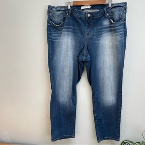 Torrid boyfriend denim jeans size 26washed out look